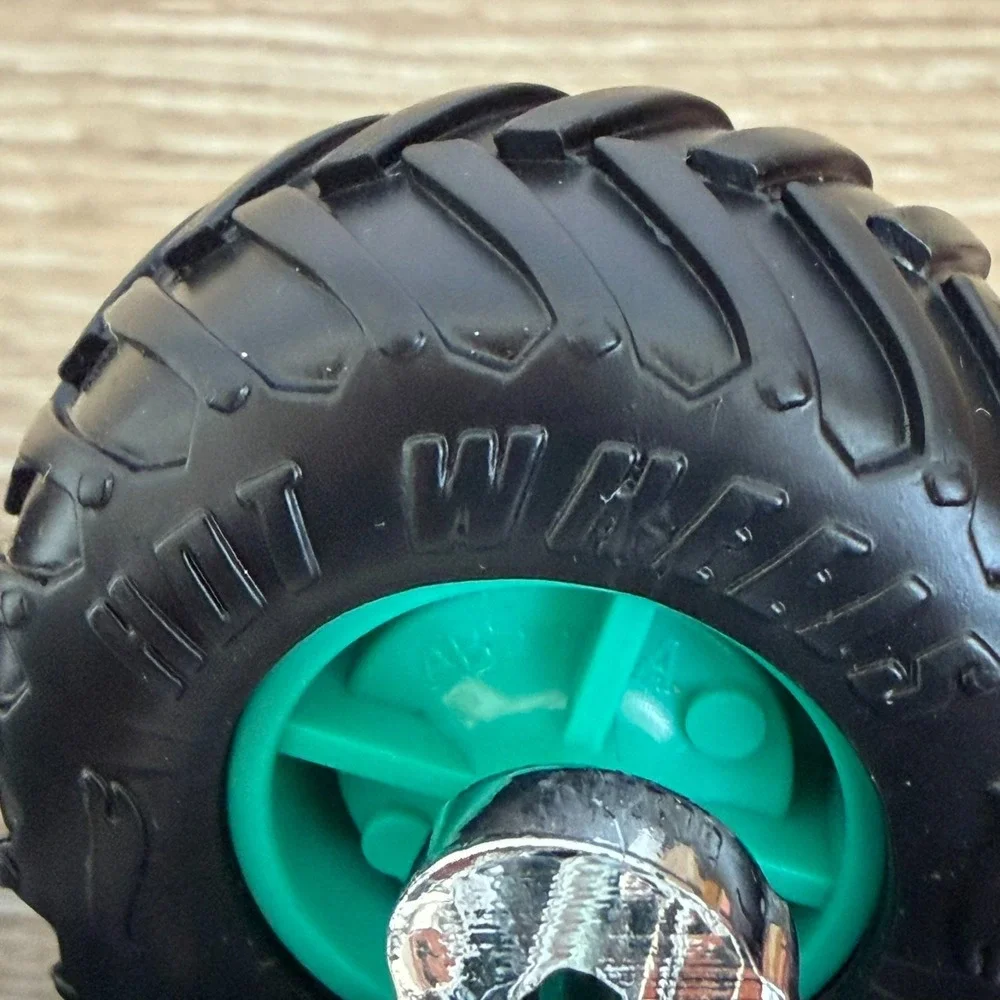 Hot Wheels Monster Jam Mega Wrex Toy Truck 1:64‎